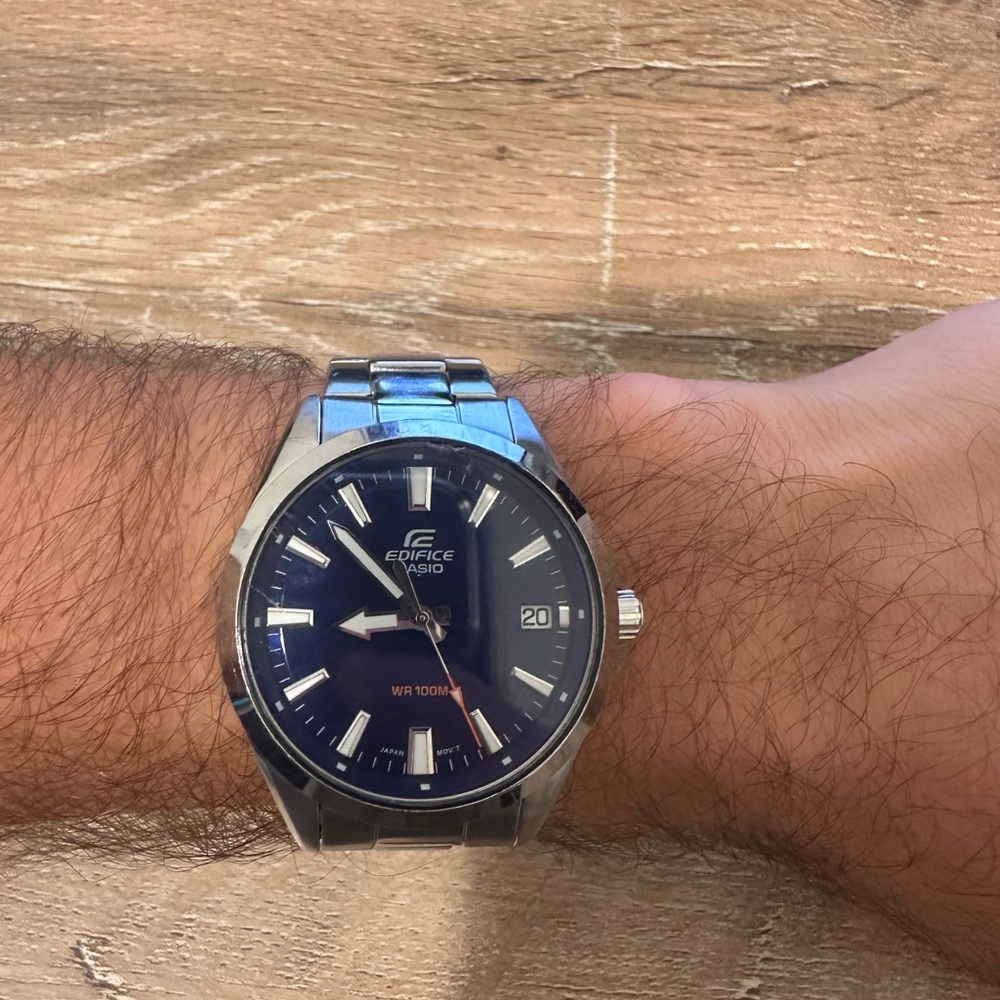 Casio Edifice Quartz - Picture 2 of 3